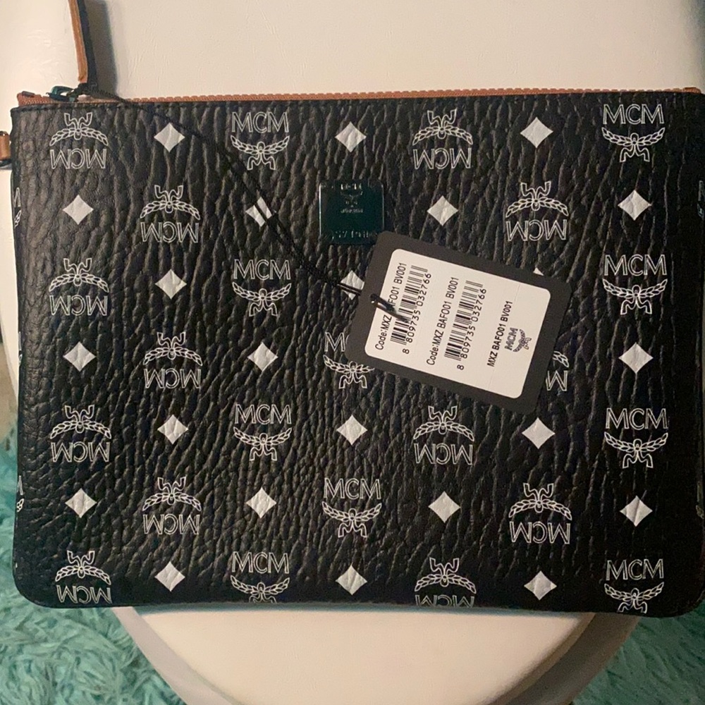 Medium size mcm handle bag new with tags